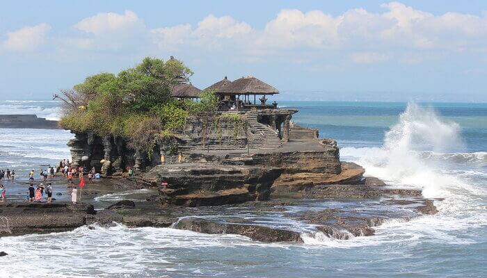 Pura tanah lot